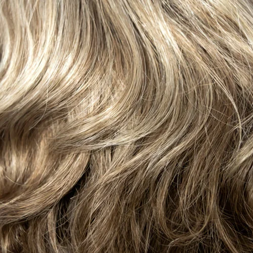 9 Tones | A unique blend of 9 warm tones in the brown & blonde family