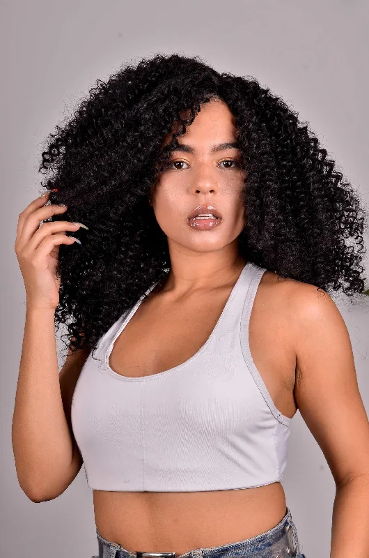 Lace wig with a middle - part for a classic and elegant styleJORJA 18" Black Curly Synthetic Lace Wig Lace wig with a middle - part for a classic and elegant styleJORJA 18" Black Curly Synthetic Lace Wig
