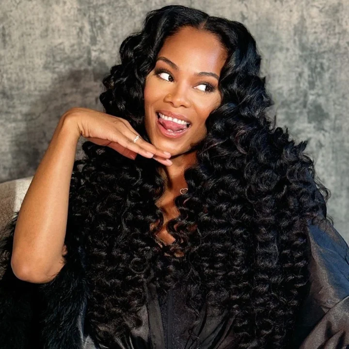 Wavy wig with a silk - base cap for a comfortable and smooth feelGlueless Loose Deep Wave Human Hair Clear Transparent Lace Front/Closure Wig Natural Black - Amanda Hair Wavy wig with a silk - base cap for a comfortable and smooth feelGlueless Loose Deep Wave Human Hair Clear Transparent Lace Front/Closure Wig Natural Black - Amanda Hair