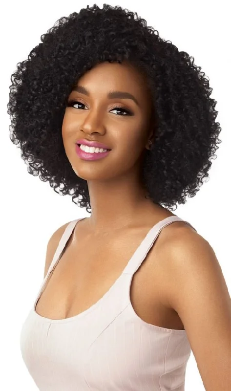 Half wig with a wispy fringe for a soft and feminine lookOutre Big Beautiful Hair Premium Synthetic Half Wig - 3C TIGRESS TENDRILS Half wig with a wispy fringe for a soft and feminine lookOutre Big Beautiful Hair Premium Synthetic Half Wig - 3C TIGRESS TENDRILS