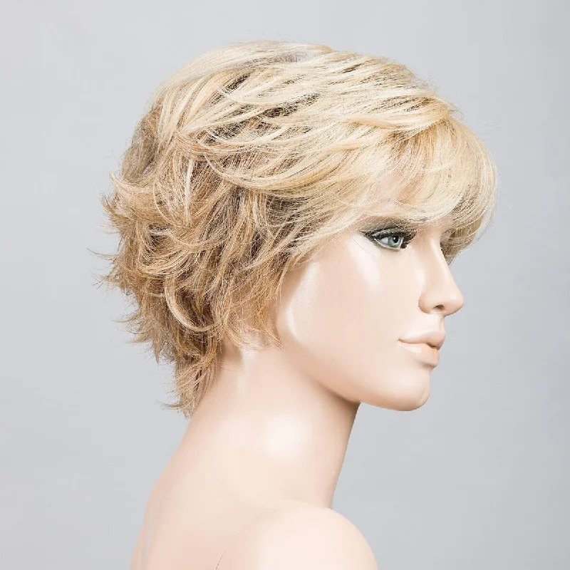 Sandy Blonde Rooted