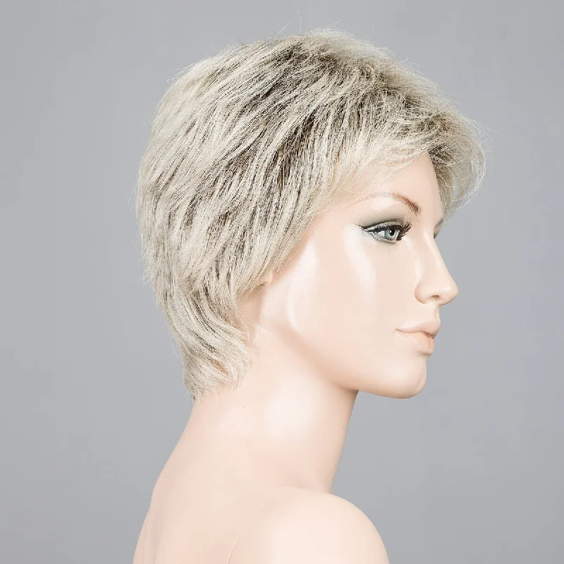 Light Champagne Rooted