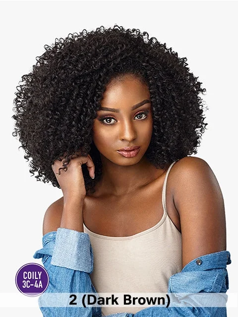 Half wig with a natural - looking root for a more realistic lookSensationnel Instant Weave Curls Kinks & Co Half Wig - RULE BREAKER Half wig with a natural - looking root for a more realistic lookSensationnel Instant Weave Curls Kinks & Co Half Wig - RULE BREAKER