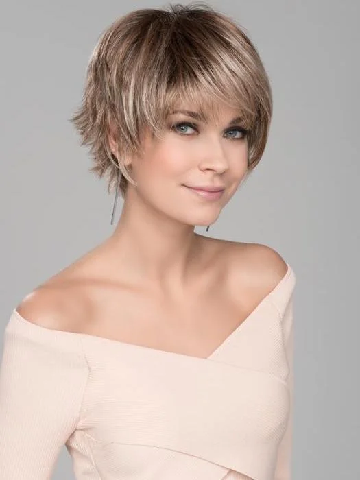 Short wig with a side - swept bang for a sophisticated and flattering styleSky by Ellen Wille | Synthetic Wig (Mono Crown)