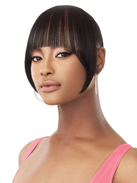 Hair buns with a flower accessoryOutre Pretty Quick Premium Synthetic Bun - CRESCENT CHINA BANG Hair buns with a flower accessoryOutre Pretty Quick Premium Synthetic Bun - CRESCENT CHINA BANG