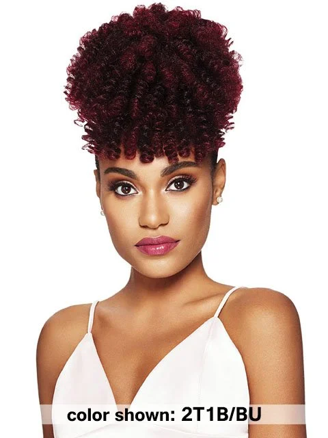 Hair buns for a cosplay of a historical characterOutre Timeless Pineapple Ponytail - CURLETTE MEDIUM Hair buns for a cosplay of a historical characterOutre Timeless Pineapple Ponytail - CURLETTE MEDIUM
